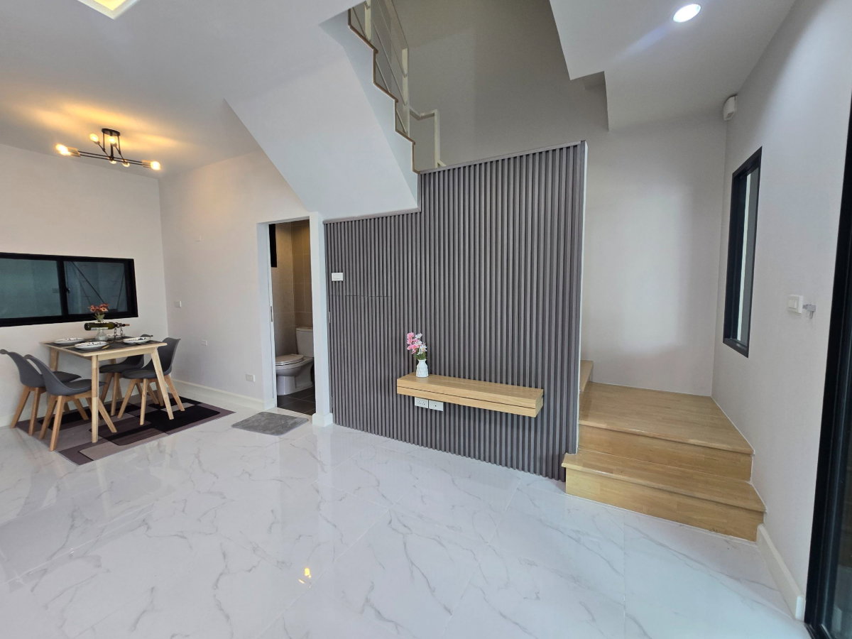 รูป ทาวน์โฮม3ชั้น รีโนเวทใหม่ ทำเลดี หมู่บ้านบ้านกลางเมือง ซอยพหลโยธิน50 แยก11-15-5 แขวงคลองถนน เขตสายไหม ใกล้รถไฟฟ้า - รูปที่ 8/35