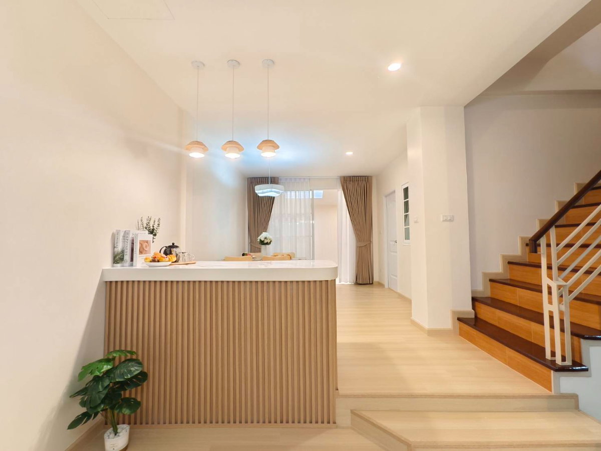 รูป ขายทาวน์เฮ้าส์ หมู่บ้านรื่นฤดี 3 รีโนเวท สวย พร้อมเฟอร์  - รูปที่ 9/36