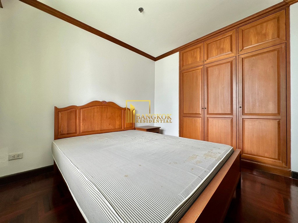 รูป Le Raffine 24 | Expansive 6 Bedroom Penthouse For Sale - BR17760CD - รูปที่ 33/56