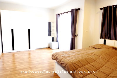 Townhouses for sale Thanyaburi Pathumthani : For sell (Urgent!), The Trust Rangsit Klong 1, near Futureparkrangsit