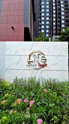 Condos for rent : Well-Priced 1-BR 33 Sqm Life Asoke Hype, 400m to ARL Makkasan (ID 3047478)