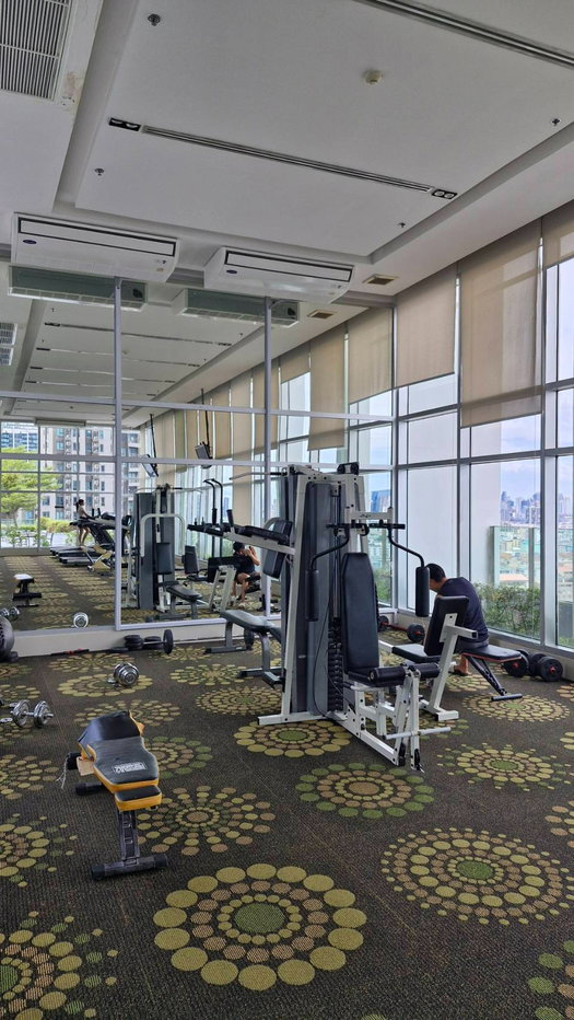 picture Next Step to MRT. Condo Life @ Ratchada Huay Kwang 125000 THB/month 30 sqm. Line ID : Adambma - 18/20