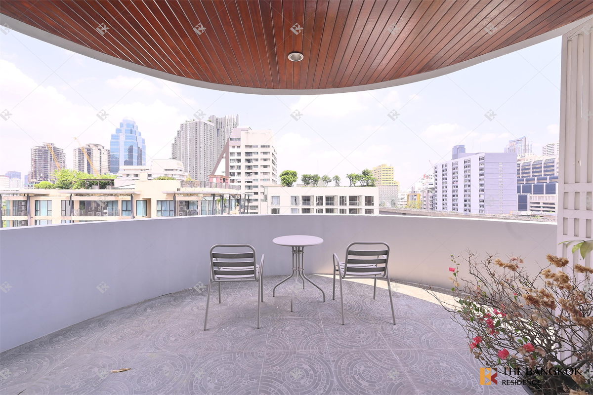 picture Pleonchit Terrace near BTS Phloen Chit Luxury Condo Ready to Move-in at the Best Location - 7/10