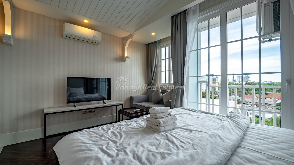 picture 🛏️ Studio - 🛁 1 Bath - 🏙️ City View - 🇹🇭 THAI name - 🏢 Grand Florida Beachfront Resort Pattaya - Ref: GF10 - 8/10