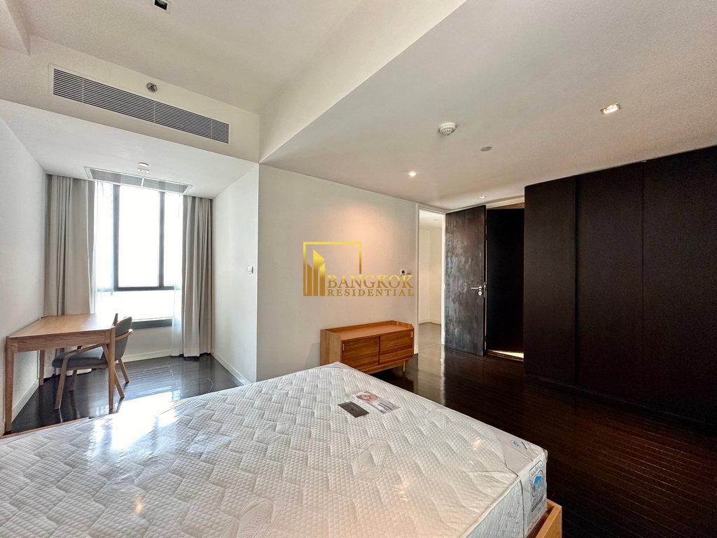 รูป The Pano | Impressive 4 Bedroom Penthouse Condo - BR1396CD - รูปที่ 24/64