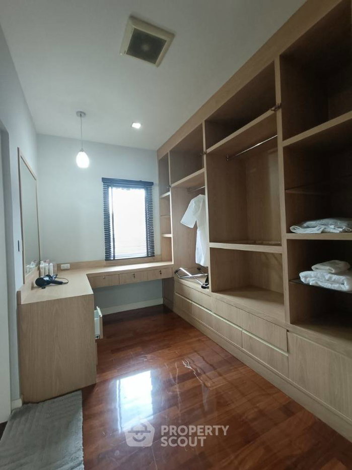 รูป บ้านเดี่ยว 6 ห้องนอน สำหรับขาย เดอะ แกรนด์ ปิ่นเกล้า ใกล้ศาลธรรมสพน์ (เลี้ยงสัตว์ได้) (ID 1501592) - รูปที่ 11/52