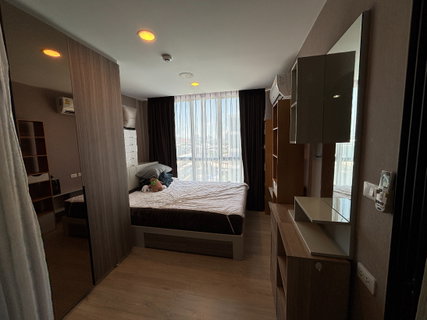 Lowest Price in the Building! Only 2.7 Million Baht. The Cube Urban Sathorn-Chan(Type A), 7th Floor, Pool View, Near Expressway.