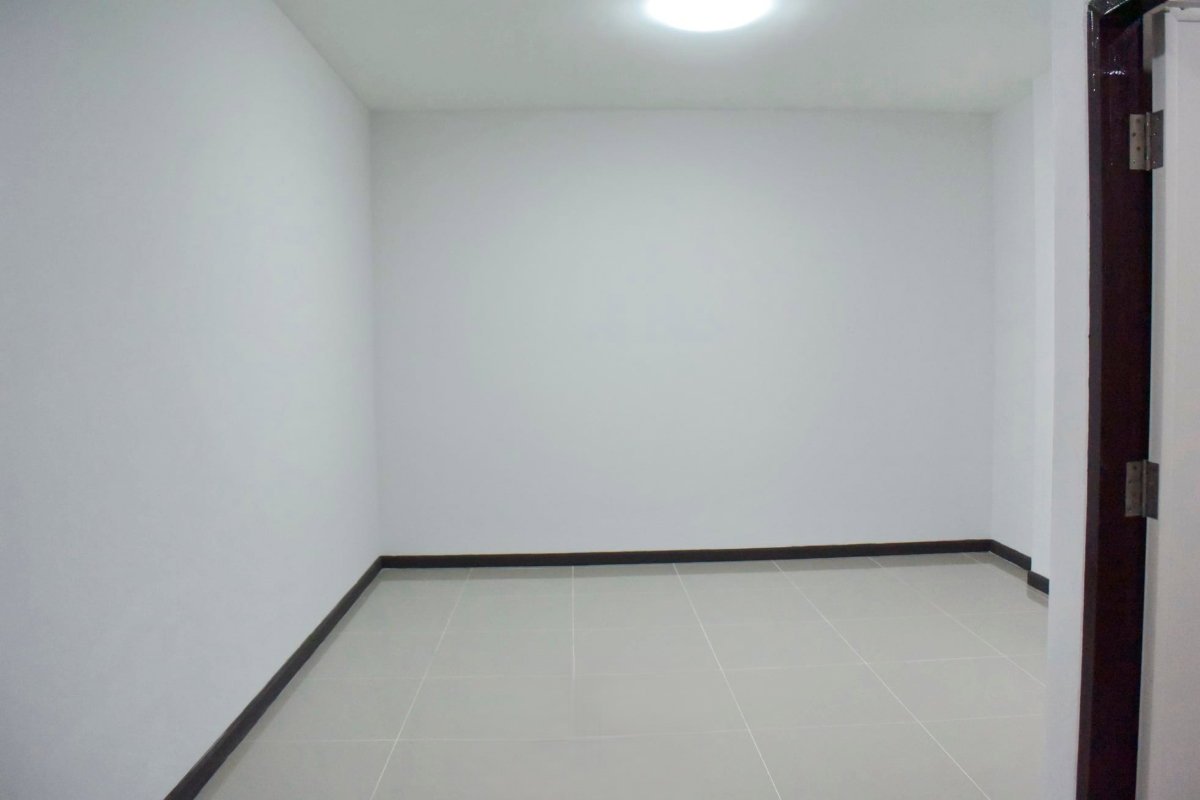 รูป 	 ให้เช่าบ้านชั้นเดียว สร้างใหม่ ขนาดใหญ่  หลังมุม เลี้ยงสัตว์/ ทำ Office ได้  ย่านบางใหญ่ - รูปที่ 12/18