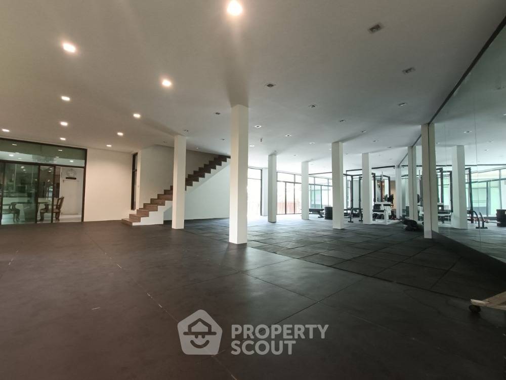 รูป บ้านเดี่ยว 6 ห้องนอน สำหรับขาย เดอะ แกรนด์ ปิ่นเกล้า ใกล้ศาลธรรมสพน์ (เลี้ยงสัตว์ได้) (ID 1501592) - รูปที่ 33/52