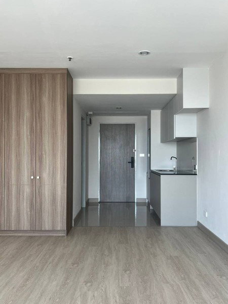 รูป A045608 Ratchada Orchid - รูปที่ 1/8