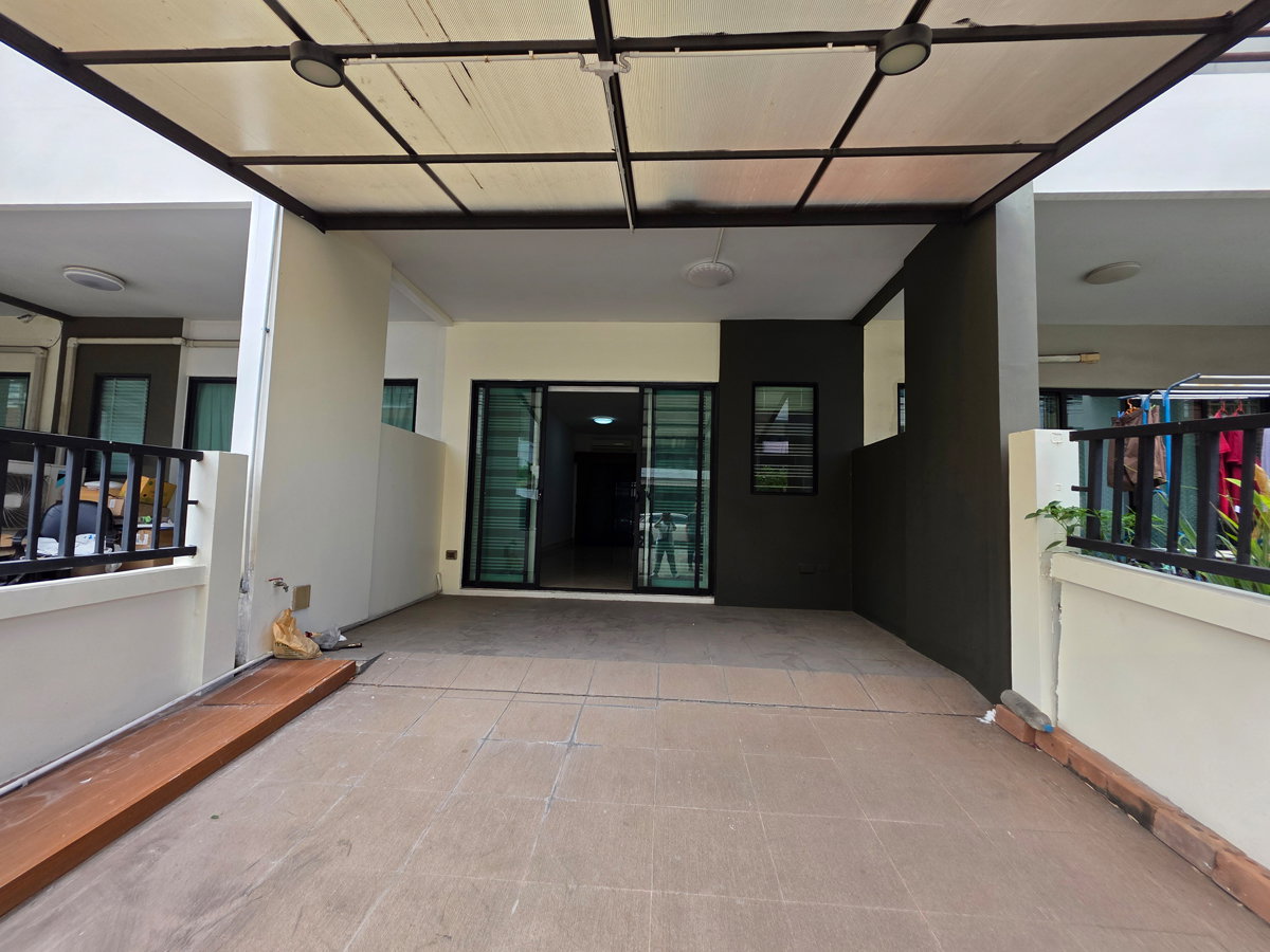 รูป ขายทาวน์โฮม 3 ชั้น Six Nature กัลปพฤกษ์ 17 ตรว. เฟอร์ฯบิ้วอิน เขตบางเเค กรุงเทพฯ - รูปที่ 2/23