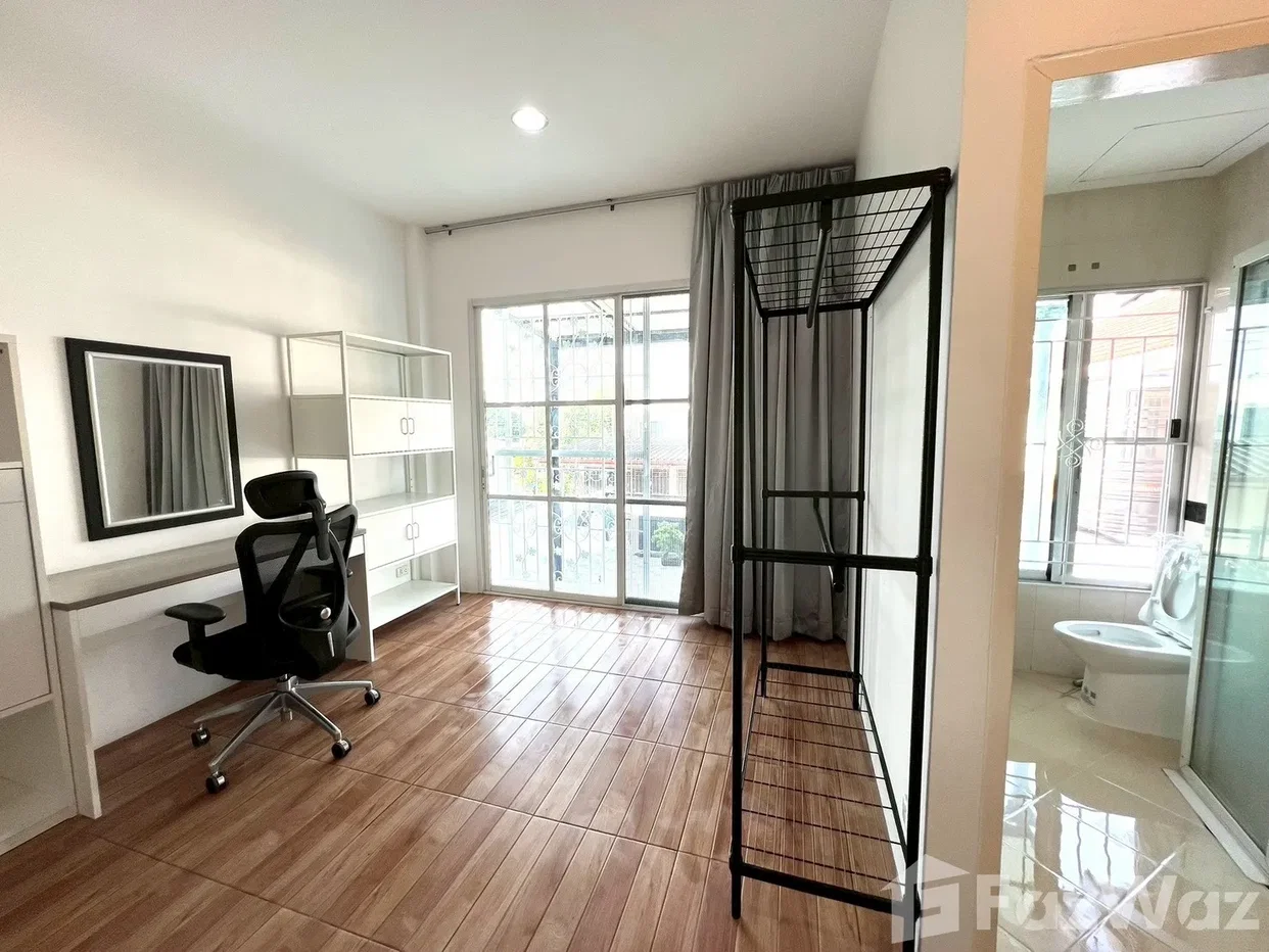 รูป ขาย ทาวน์เฮ้าส์ 3 ห้องนอน ในโครงการ บ้านกลางเมือง ลูเซิร์น สุขุมวิท 6509730 - รูปที่ 24/38