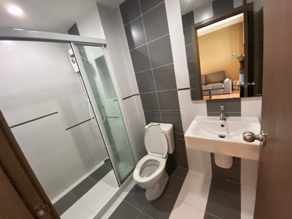 รูป For Rent: The Base sukhumvit77 30sqm. 11,900thb/month Line ID : 2424yusuke - รูปที่ 3/14