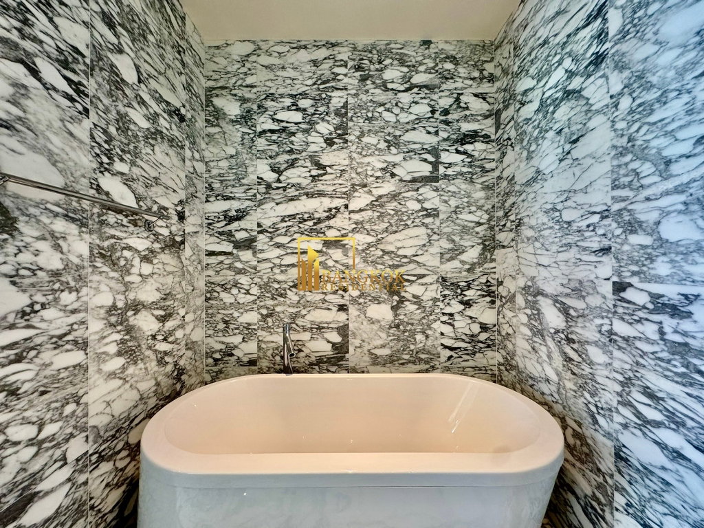 รูป Khun By Yoo | Beautiful 3 Bed Super Luxury Condo in Thonglor - BR17431CD - รูปที่ 26/41