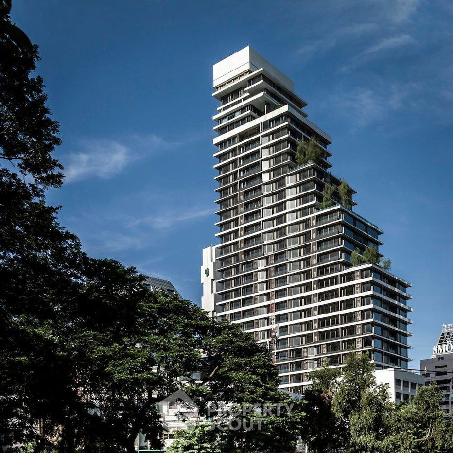 picture 2-BR Condo 113 Sqm, Saladaeng One, 400m to MRT Silom (ID 3043617) - 2/5