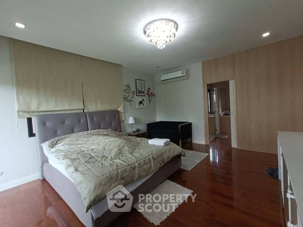 รูป บ้านเดี่ยว 6 ห้องนอน สำหรับขาย เดอะ แกรนด์ ปิ่นเกล้า ใกล้ศาลธรรมสพน์ (เลี้ยงสัตว์ได้) (ID 1501592) - รูปที่ 12/52