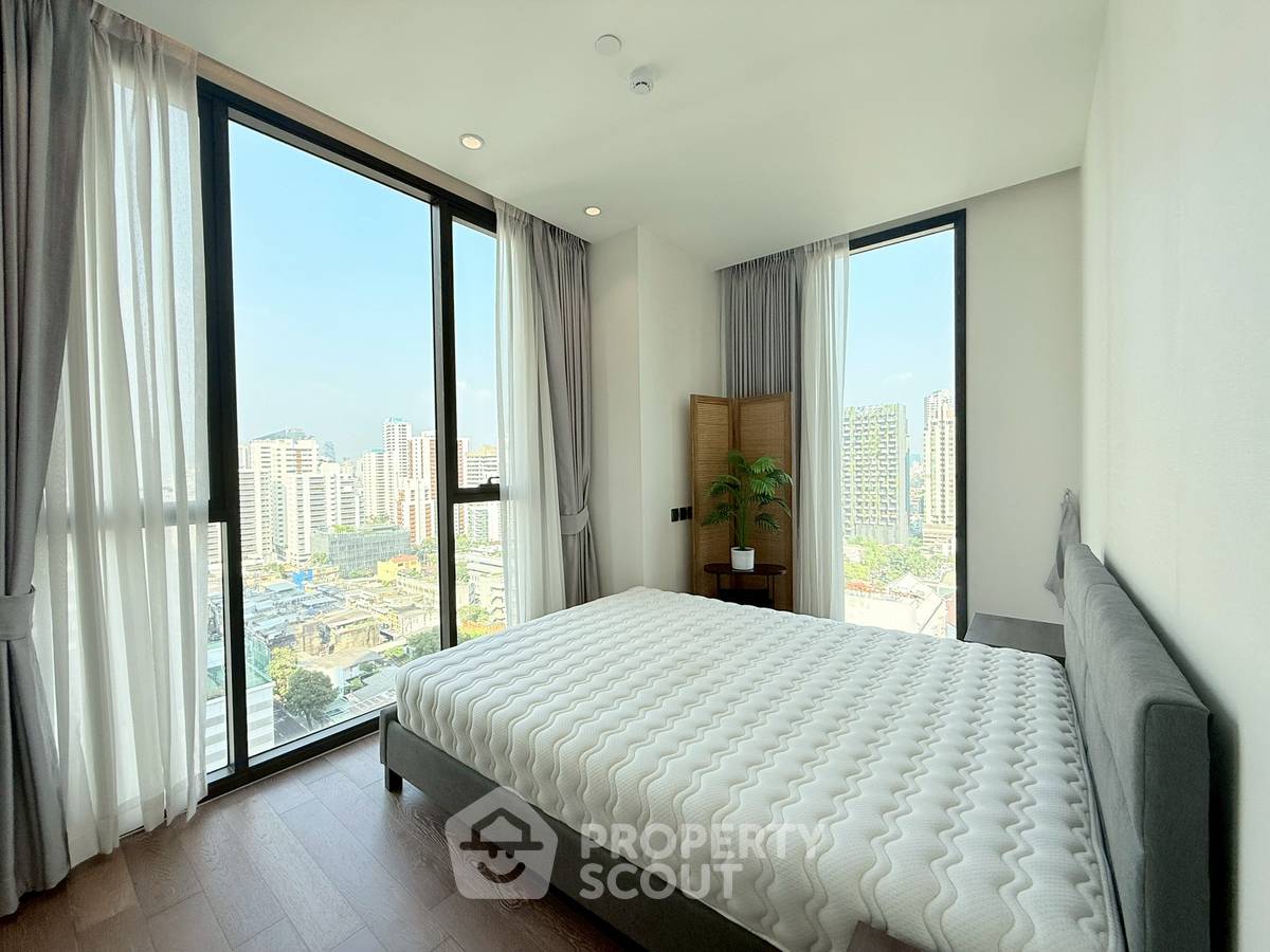 picture 2-BR 55 Sqm, 18th-Floor At Muniq Sukhumvit 23, 100m to MRT Sukhumvit (ID 3046053) - 1/7
