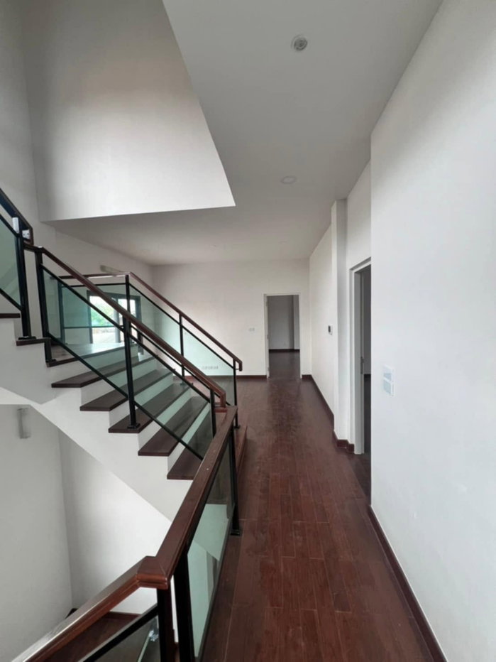 รูป HR3576ให้เช่าบ้านเดี่ยว 3 ชั้น หลังมุม ทำเลทอง เดอะ ซิตี้ เอกมัย - ลาดพร้าว (The City Ekkamai - Ladprao) ใกล้ทาวน์อินทาวน์ และ Central Eastville - รูปที่ 6/14