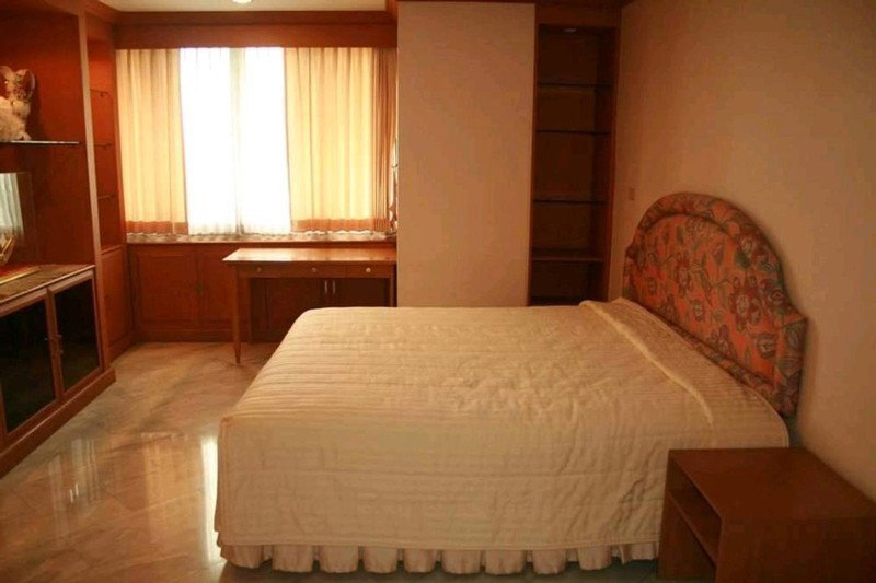 picture A046074 Riverine Place - 7/8