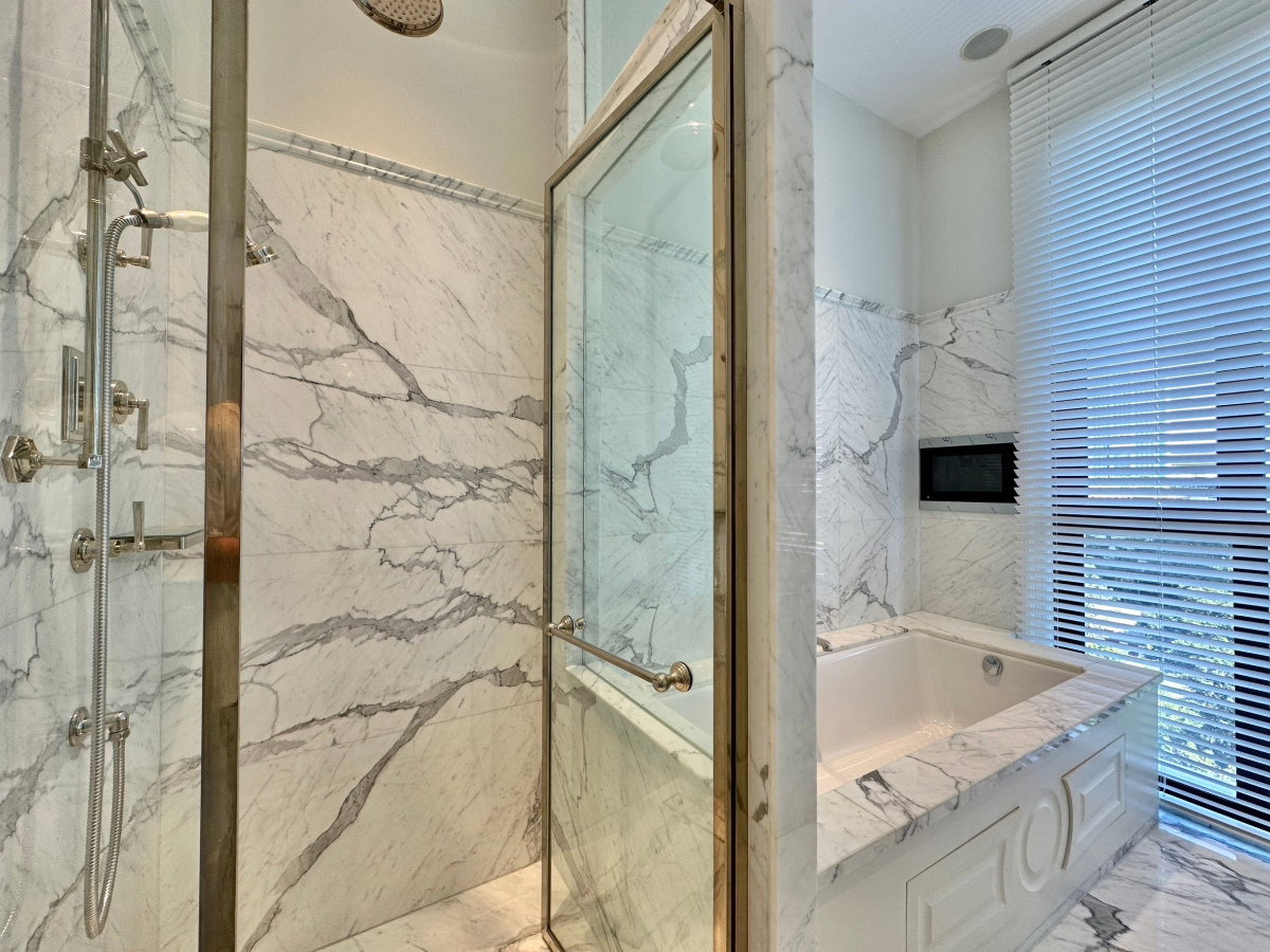 picture 98 Wireless | Elegant 2 Bedroom Condo in Prime Location - BR12414CD - 12/39