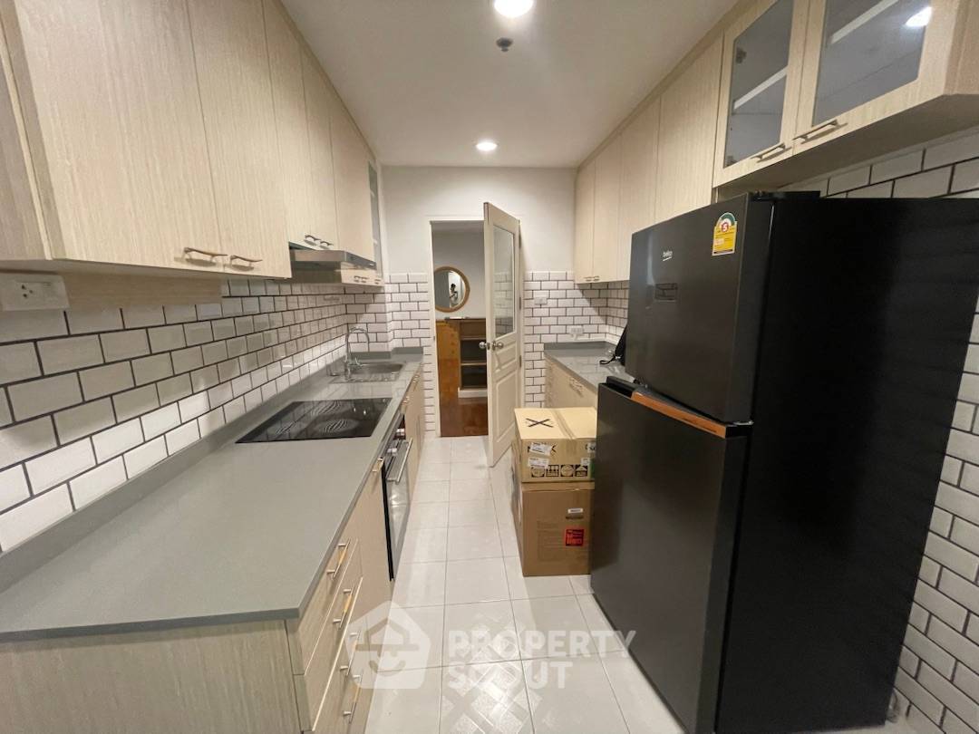 picture 3-BR 170 Sqm Condo At Grand Langsuan Near BTS Ratchadamri (ID 881668) - 10/21