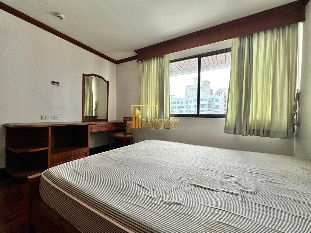 รูป Le Raffine 24 | Expansive 6 Bedroom Penthouse For Sale - BR17760CD - รูปที่ 31/56
