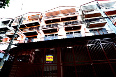 ทาวน์โฮม กรุงเทพมหานคร : CB038 ทาวน์โฮม 3 ห้องนอน คลองจั่น