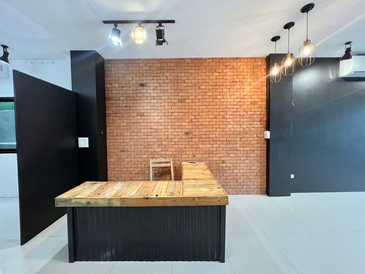 picture For sale, 3-storey commercial building in the economic area, suitable for investment in the city, Chang Phueak, Chiang Mai - SW002503 - 4/48
