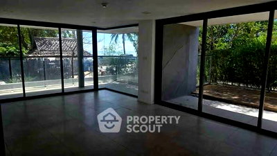 ขายคอนโด : ขายคอนโด 1 ห้องนอน ที่ Edge Central Pattaya ใกล้ Central Festival Pattaya (ID 3046207)