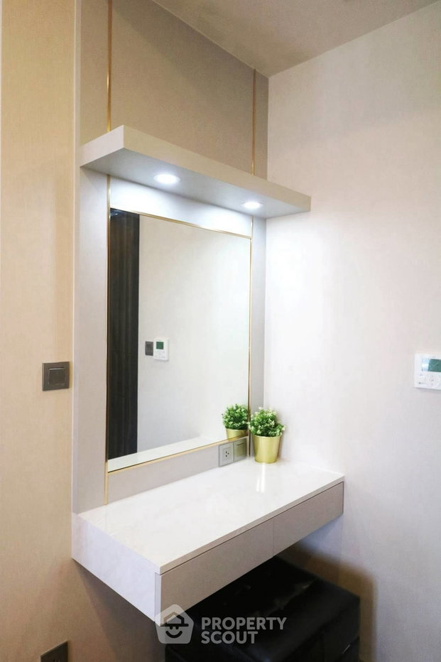 picture High-Floor 1-BR Condo, 35 Sqm, Ashton Asoke Near MRT Sukhumvit (70m) (ID 3044807) - 3/10