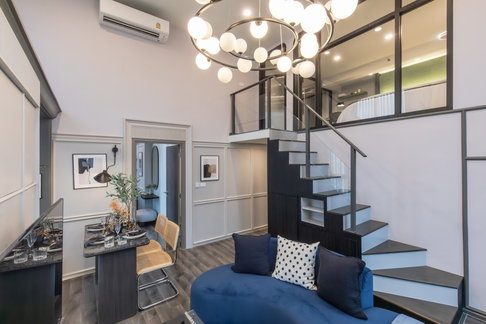 A045795 KnightsBridge Space Rama 9