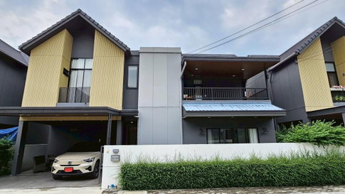 🔥เช่าด่วน🔥บ้านเดี่ยว 2 ชั้น โนเบิล เกเบิล วัชรพล เดินทางสะดวกมาก เข้า-ออกได้หลายทาง ใกล้ตลาด มีของกินตลอด 24 ชม.