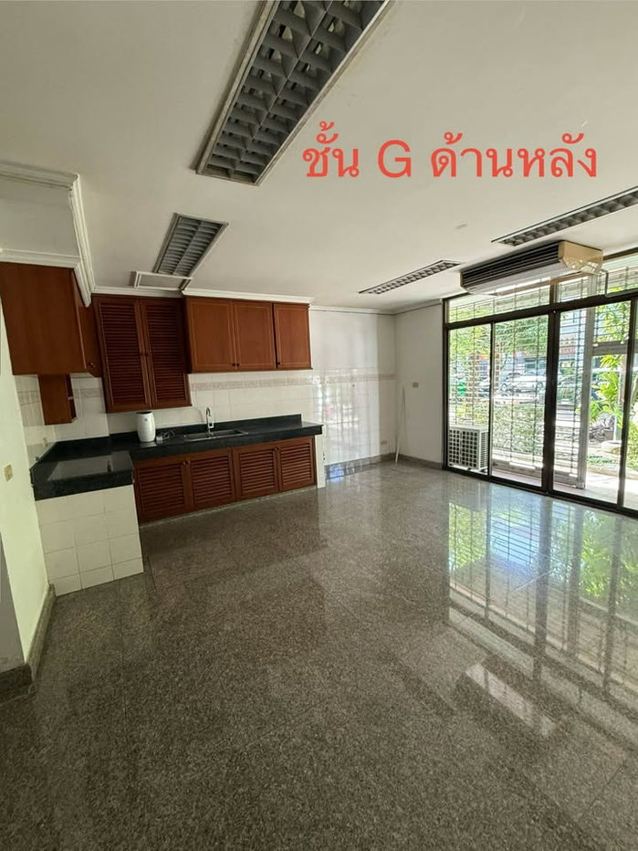 รูป HR3570ให้เช่าอาคารพาณิชย์ 3.5 ชั้น 380 ตร.ม. ติดถนนใหญ่สิรินธร ทำเลทองฝั่งธนฯ สเปก 6 นอน 4 น้ำ เหมาะทำ Home Office หรืออยู่อาศัย - รูปที่ 22/25