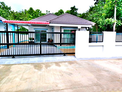บ้านเดี่ยว เชียงใหม่ : ขายต่ำกว่าประเมิน! ขายบ้านเดี่ยวสร้างใหม่ 72 ตร.ว. สันป่าตอง เชียงใหม่ 3 นอน 2 น้ำ หลัง รพ.สันป่าตอง 086-301-6161