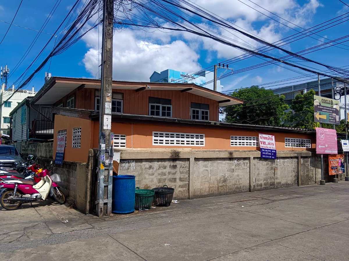 รูป ขายบ้านหลังมุมทำเลดี พร้อมที่ดิน 49 ตร.ว. เขตจอมทอง กรุงเทพฯ ใกล้ BTS ตลาดพลู - รูปที่ 6/12