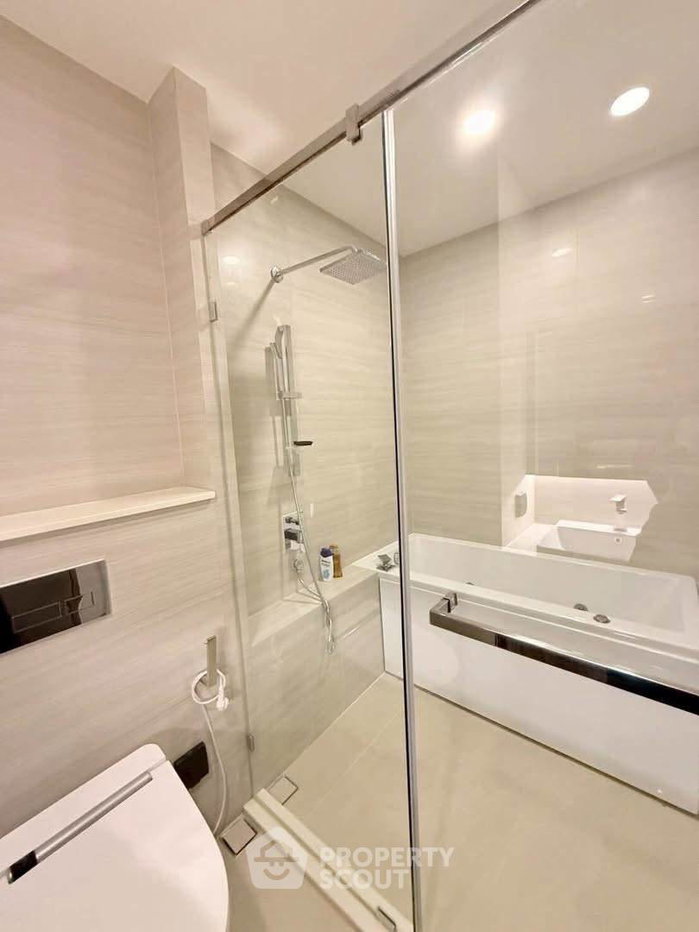 picture 2-BR Condo At Park Origin Thonglor, High-Floor 44th Near BTS Thong Lor (ID 3047630) - 2/5
