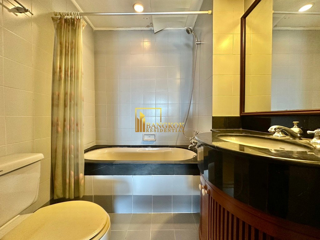 รูป Le Raffine 24 | Expansive 6 Bedroom Penthouse For Sale - BR17760CD - รูปที่ 15/56