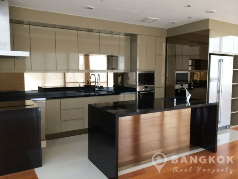 picture Bright Sukhumvit 24 | Unique Family Sized Spacious 6 Bed 6 Bath Duplex  - 7/23
