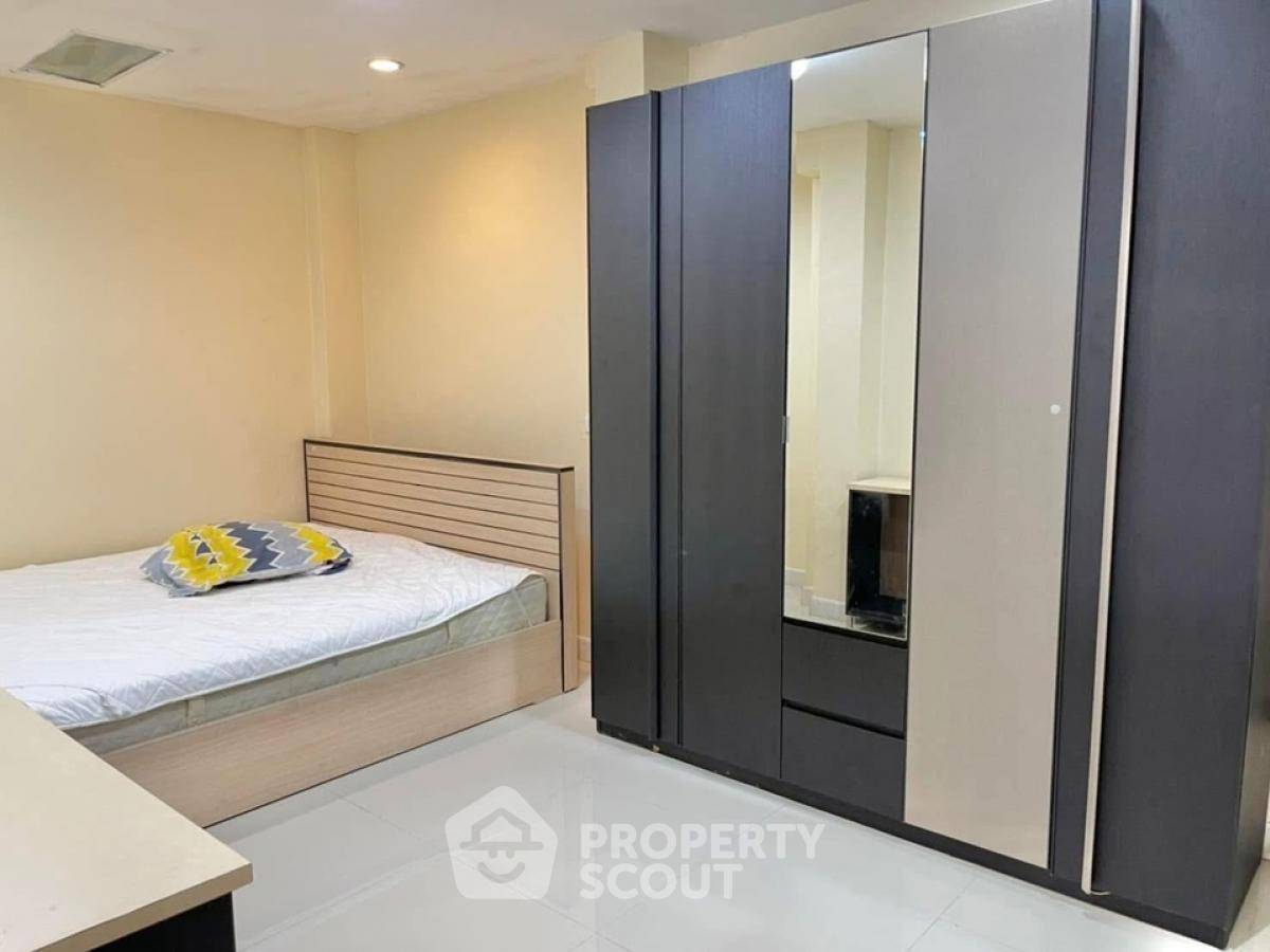 รูป เช่า บ้าน 4 ห้องนอน พื้นที่ 220 ตร.ม. โชมพล จตุจักร ใกล้ MRT รัชดาภิเษก (ID 2034025) - รูปที่ 9/12