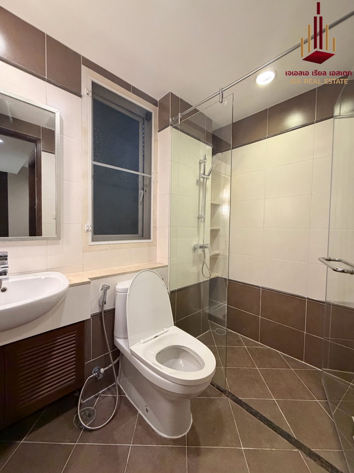 picture ✨ For Rent: Fullerton Sukhumvit Condo ✨ 💰 Only 95,000 THB/month  - 8/8