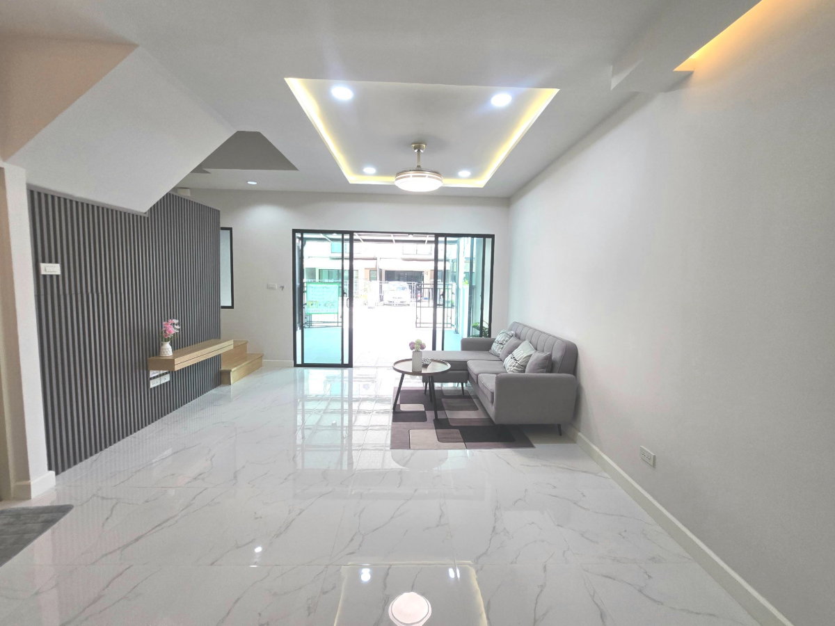 รูป ทาวน์โฮม3ชั้น รีโนเวทใหม่ ทำเลดี หมู่บ้านบ้านกลางเมือง ซอยพหลโยธิน50 แยก11-15-5 แขวงคลองถนน เขตสายไหม ใกล้รถไฟฟ้า - รูปที่ 14/35
