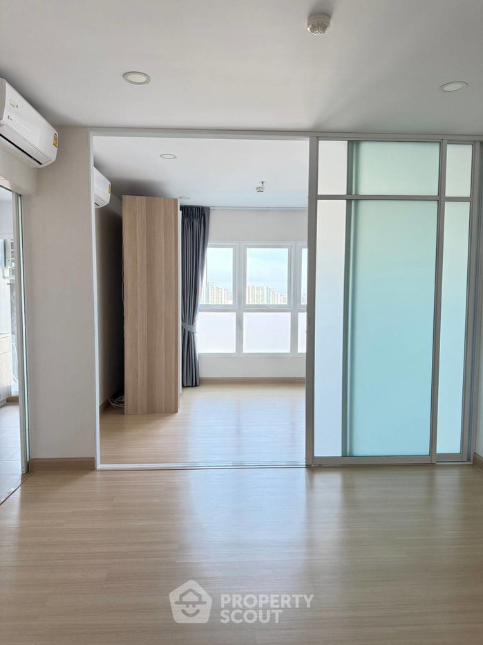 picture 1-BR 35 Sqm, 31st-Floor Condo At Supalai Veranda Ramkhamhaeng (ID 3042332) - 3/11