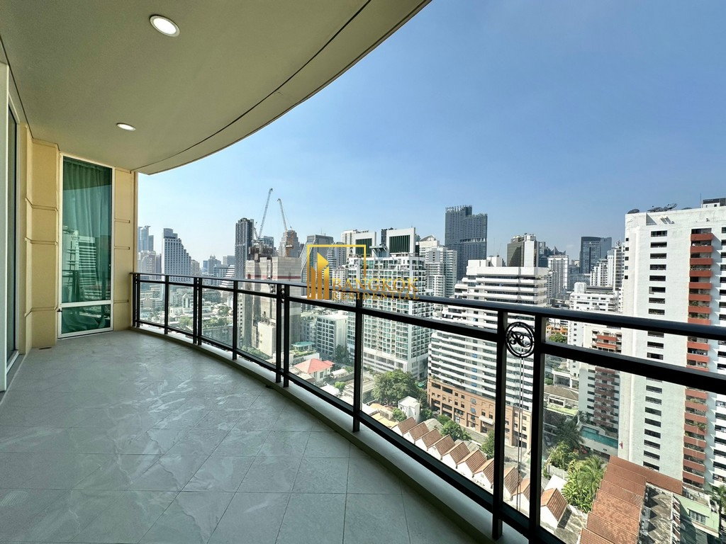 picture Royce Private Residence | Beautiful 4 Bedroom Luxury Condo in Asoke Area - BR3289CD - 5/52