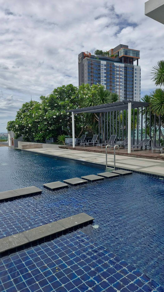 picture Next Step to MRT. Condo Life @ Ratchada Huay Kwang 125000 THB/month 30 sqm. Line ID : Adambma - 16/20