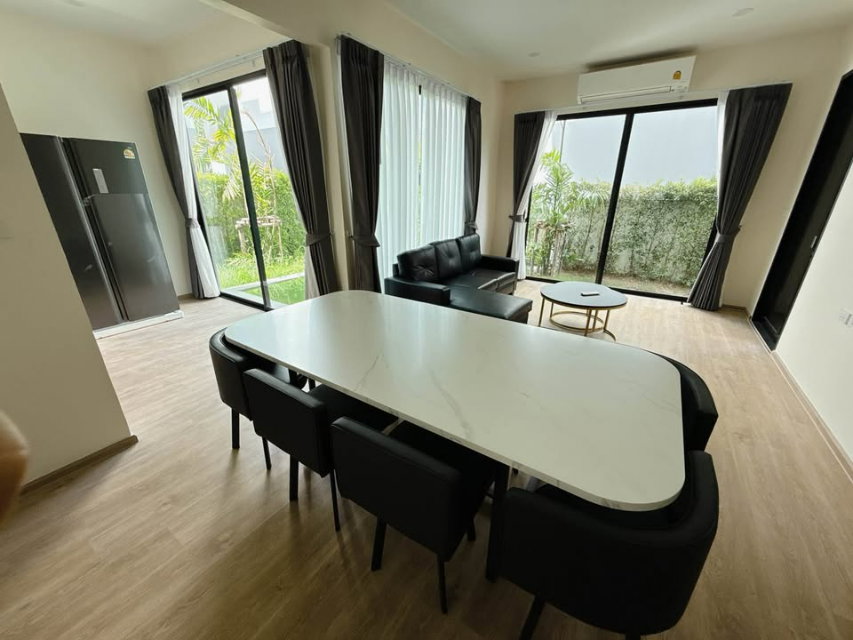 รูป HR3574ให้เช่าบ้านใหม่หรู พูลวิลล่า เดอะ ฟอเรสต์ ไพร์ม ลาดกระบัง 3 ชั้น มีสระว่ายน้ำส่วนตัว เฟอร์ครบพร้อมอยู่ ใกล้สนามบินสุวรรณภูมิ เพียง 10 นาที - รูปที่ 45/49