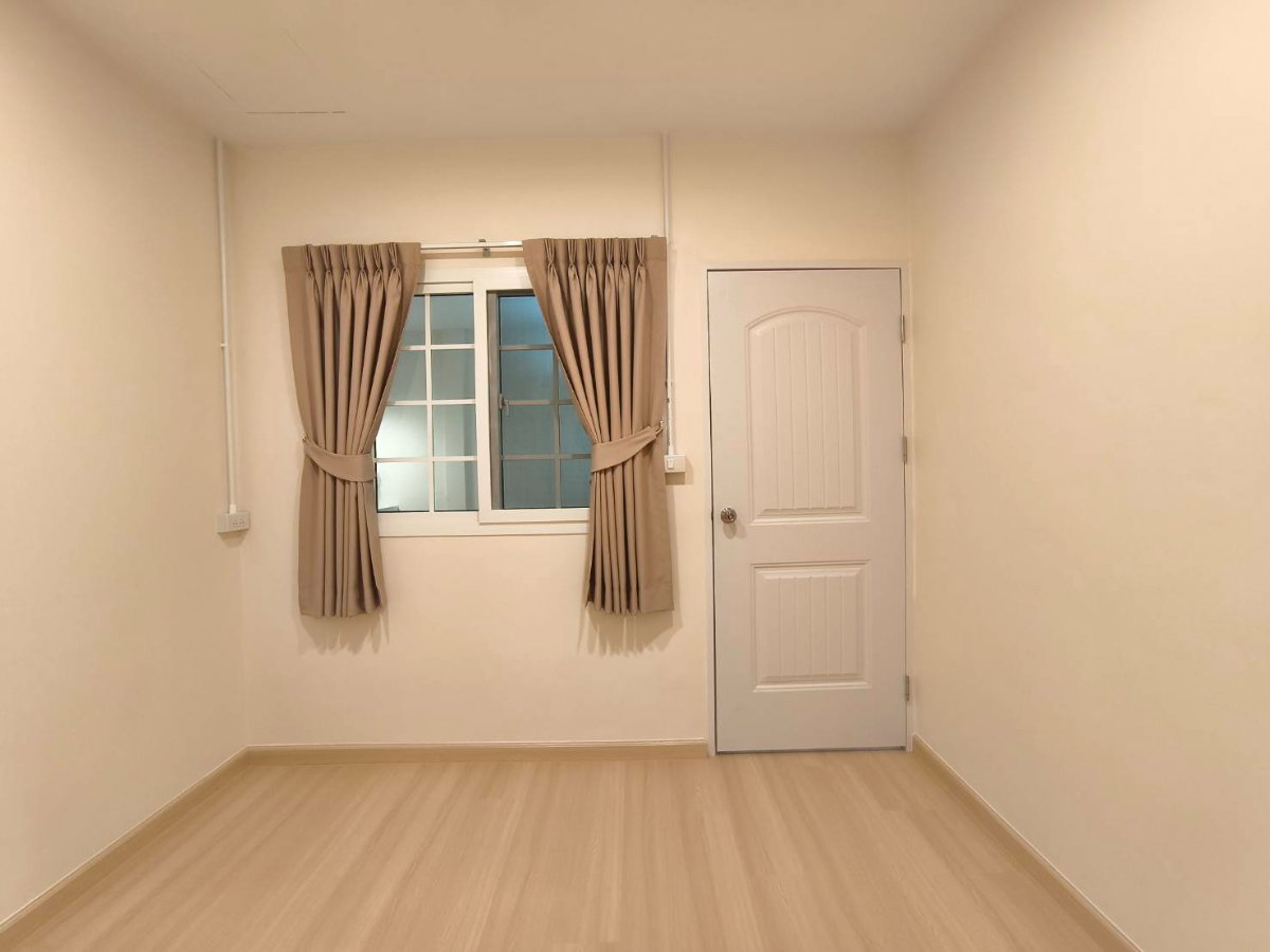 รูป ขายทาวน์เฮ้าส์ หมู่บ้านรื่นฤดี 3 รีโนเวท สวย พร้อมเฟอร์  - รูปที่ 26/36