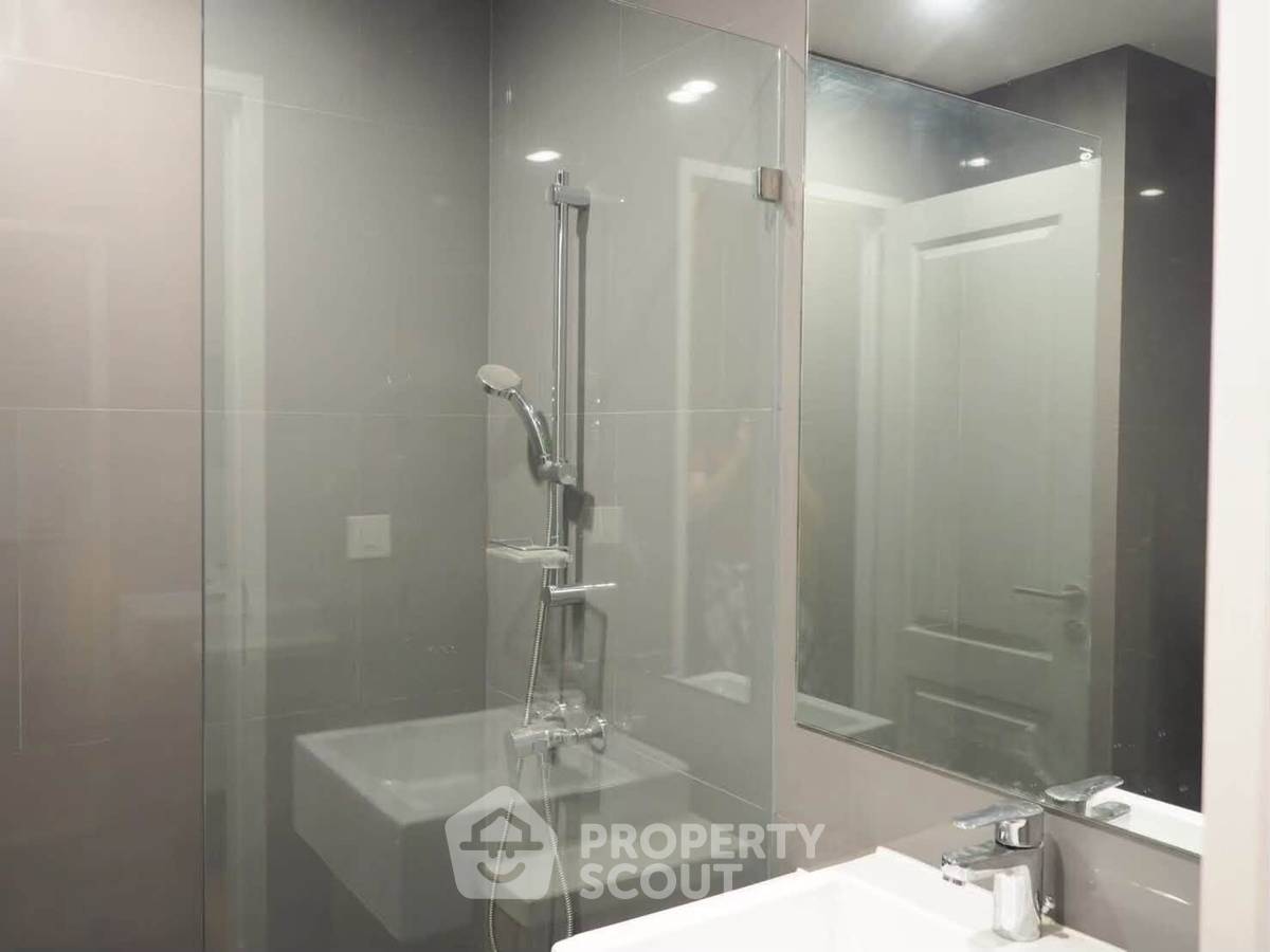 รูป คอนโด 1 ห้องนอน 32 ตร.ม. โนเบิล รีโว สีลม 200 ม. ถึง BTS สะพานสาก (ID 3046184) - รูปที่ 8/15