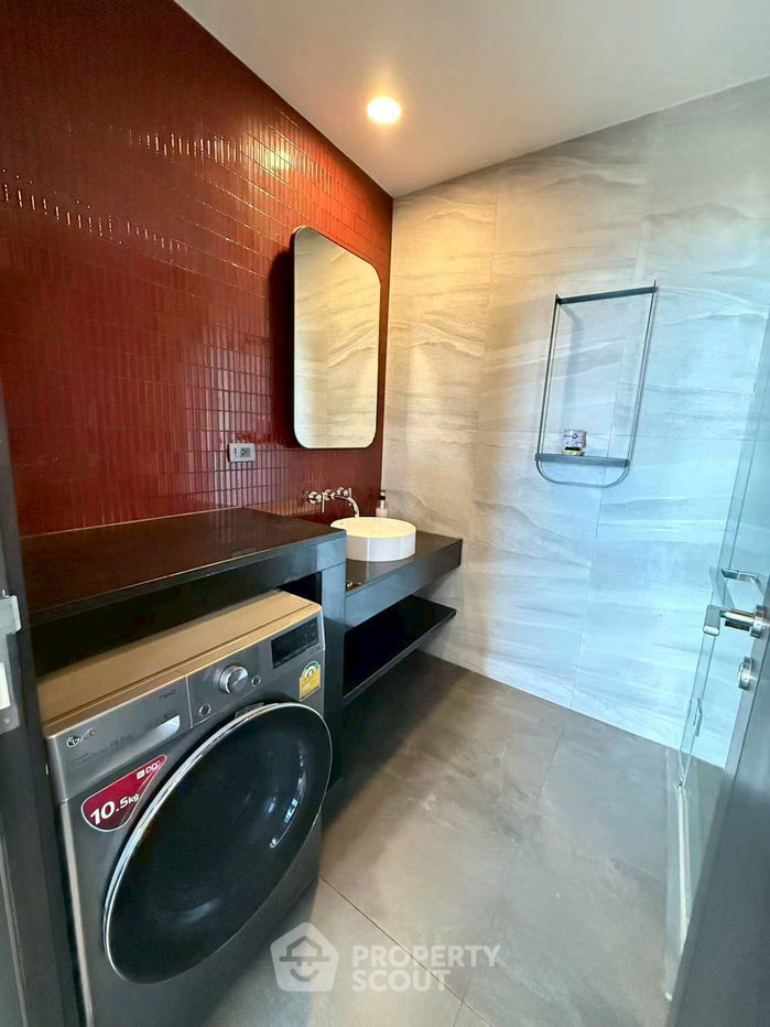 picture 2-BR 50 Sqm Condo At Edge Central Pattaya, 11th Floor (ID 3046256) - 9/11