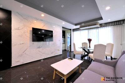 Condos for sale : 💎Condo for Sale at Avenue 61 Spacious 107 Sq.m. Luxury Living Residence Near BTS Ekkamai