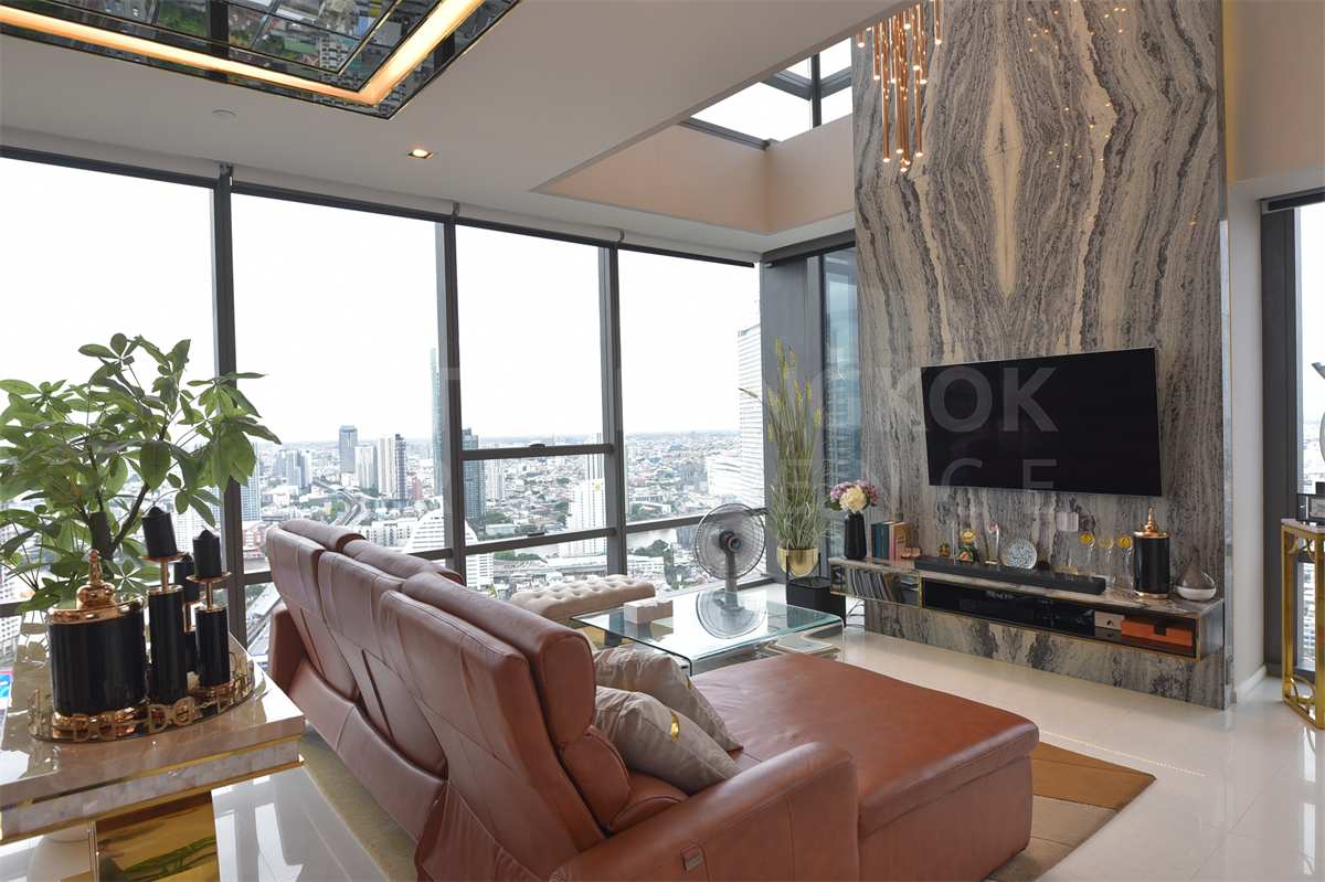 รูป ใช้ชีวิตสไตล์ Luxury บนทำเลศักยภาพ เดอะ แบงค็อค สาทร ใกล้ BTS สถานีสุรศักดิ์ - รูปที่ 2/10